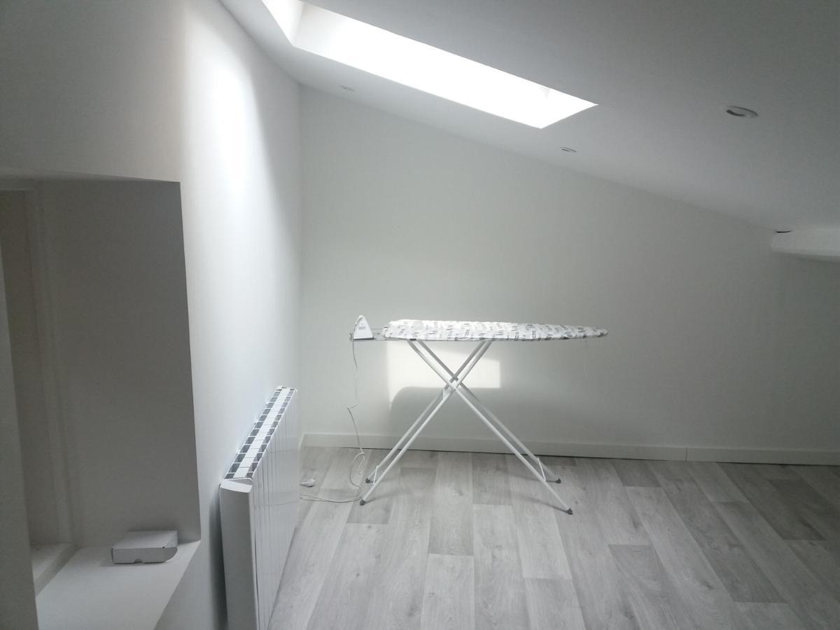 Appartement Netflix Centre De Vienne Pres De Lyon Exterior photo